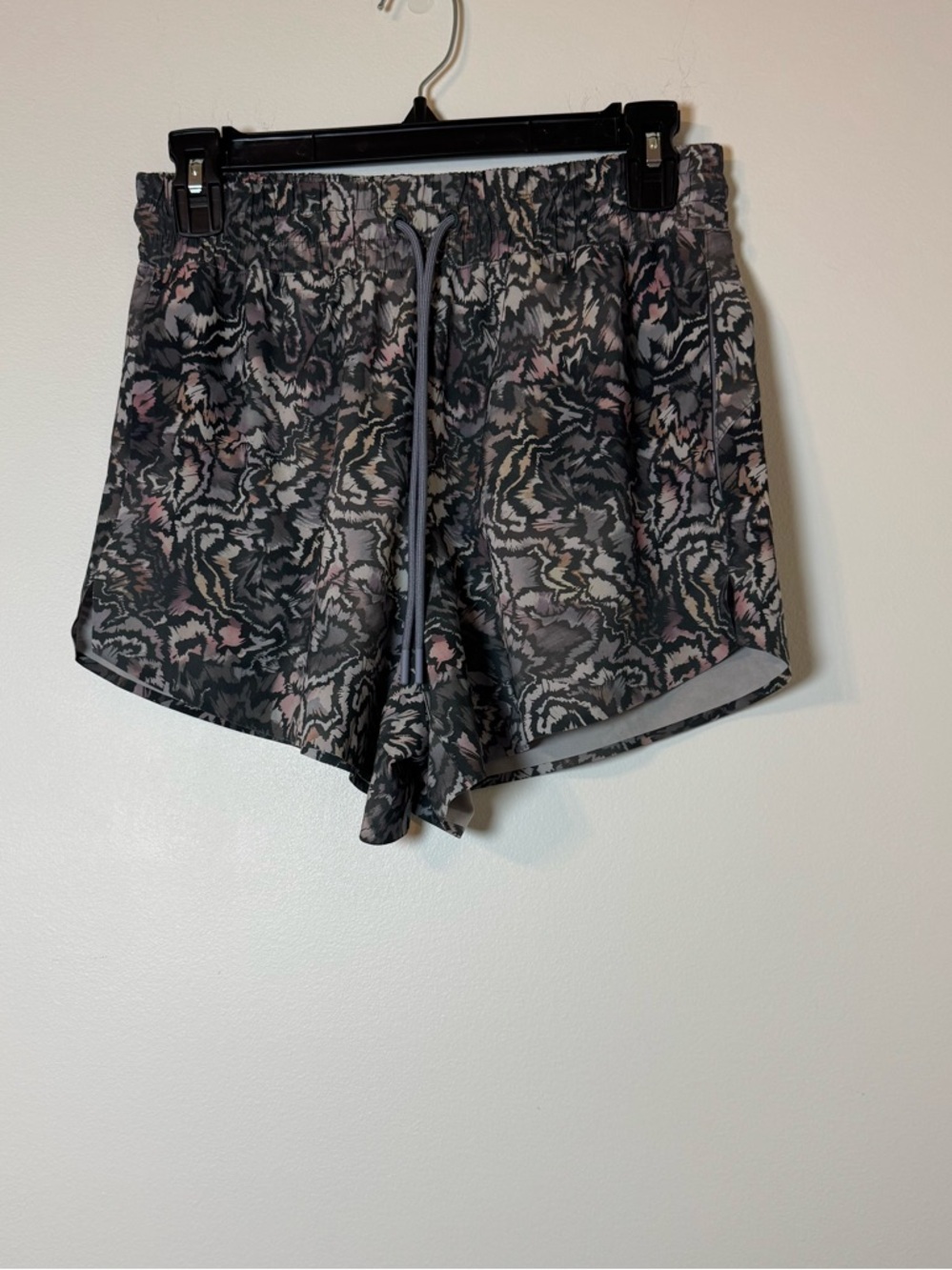 Athleta Printed Athletic Shorts High Rise Drawstring Size XS NWOT